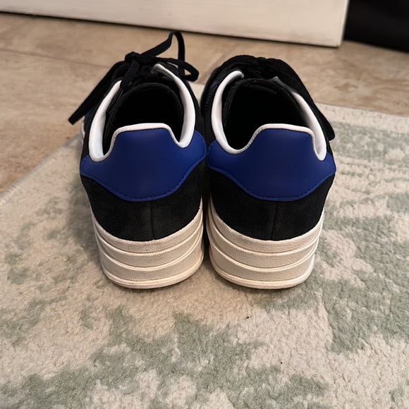 Adidas Gazelle - Picture 2 of 3